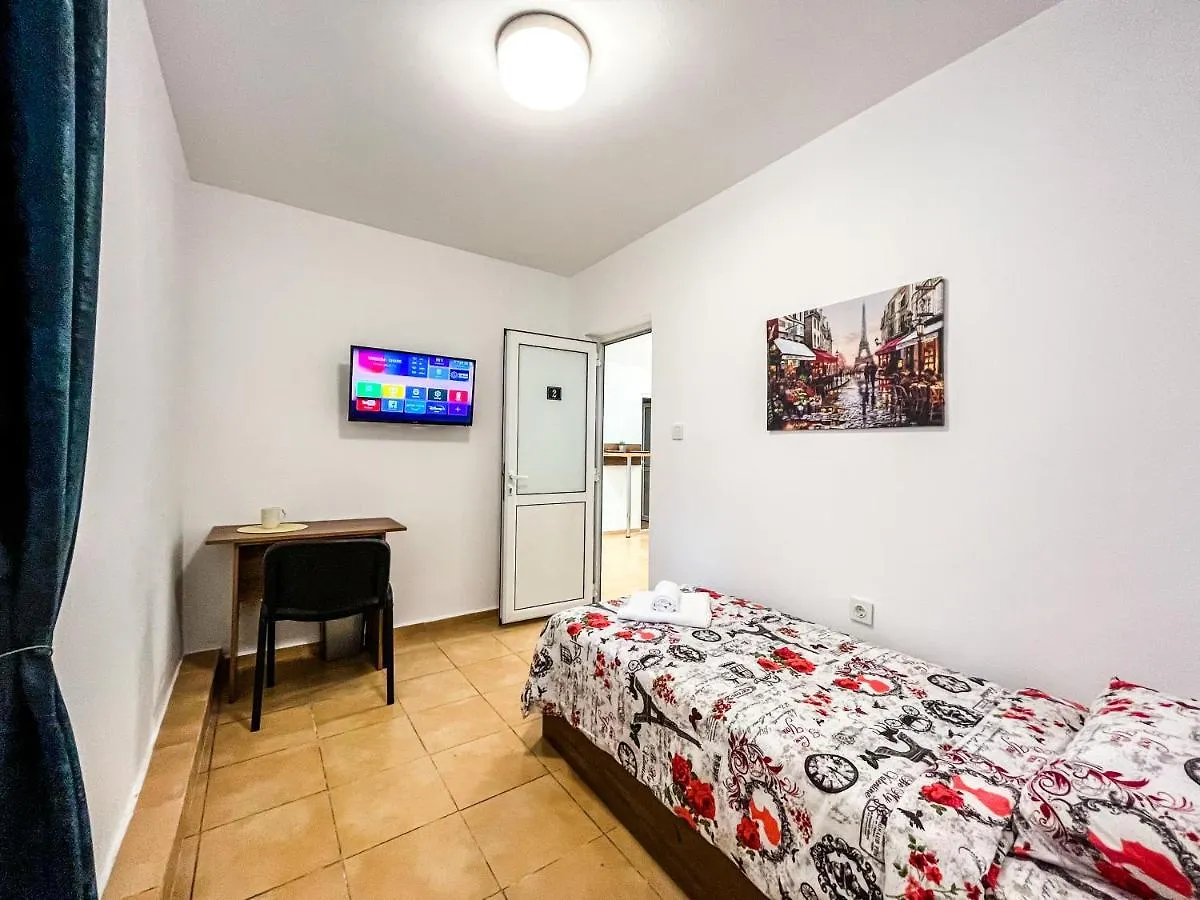 Hostel Private Rooms In Silvy'S Pretty House Burgas
