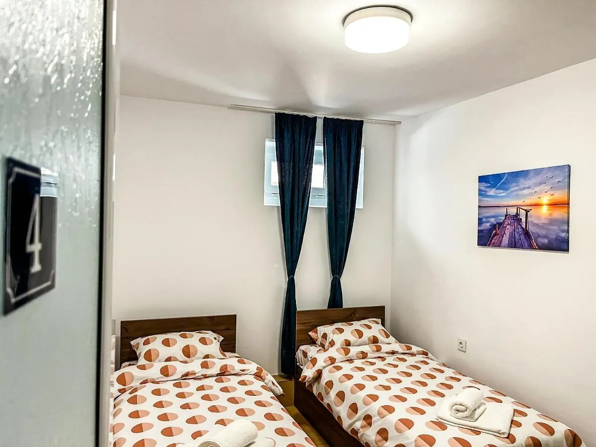 Private Rooms In Silvy'S Pretty House Burgas 0*,