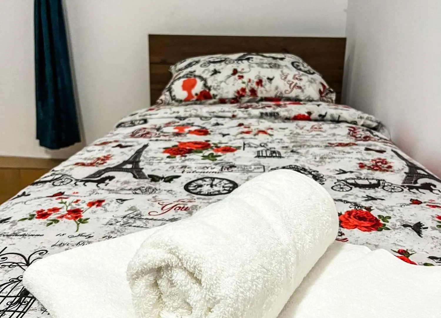 Hostel Private Rooms In Silvy'S Pretty House Burgas Bulgaria